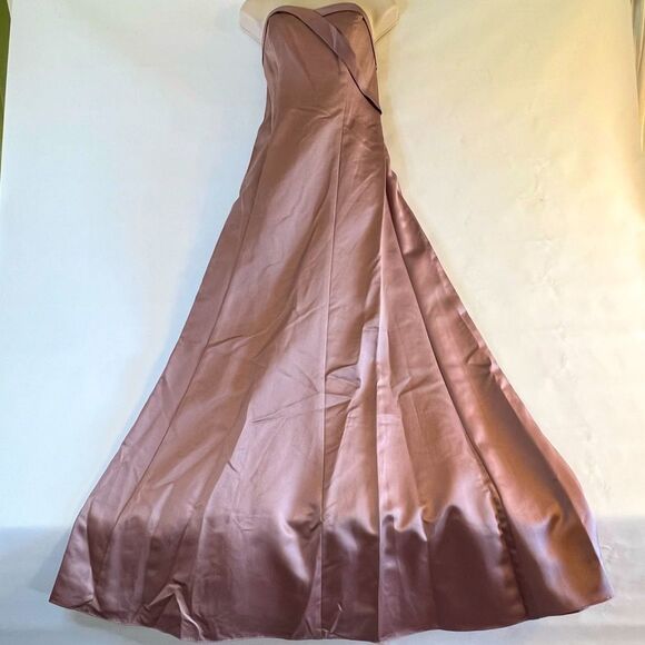 Alfred Angelo ~ Strapless/ Spaghetti Strap Bridesmaid/ Prom in Raisin ~ NEW - Picture 1 of 12